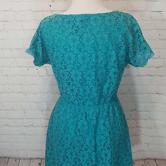 Lush turquoise lace dress - Picture 6 of 7